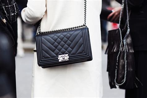 chanel boy bag 2018 price|chanel boyfriend bag small.